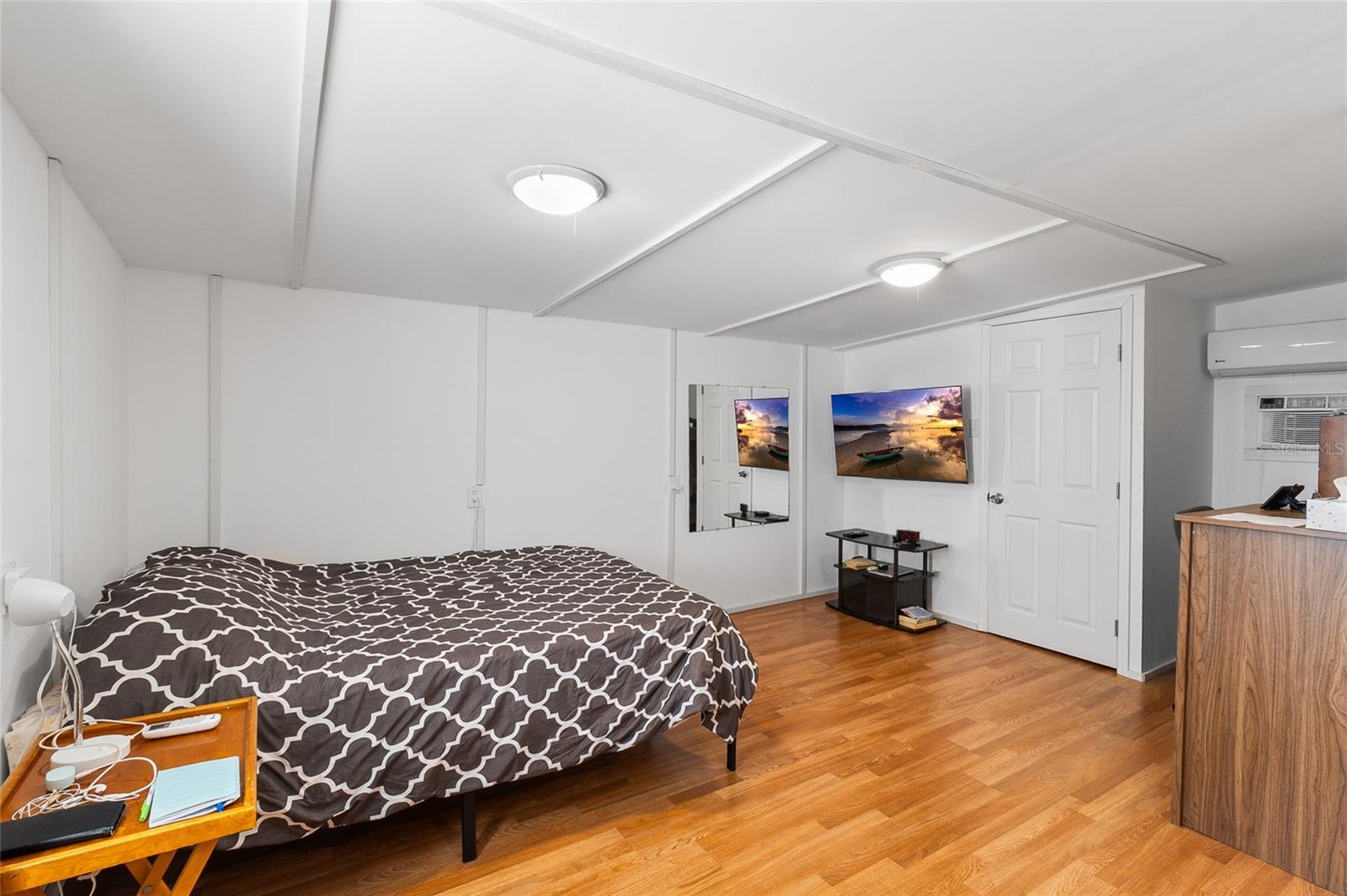 12766 Seminole Blvd #10 Property Photo 15