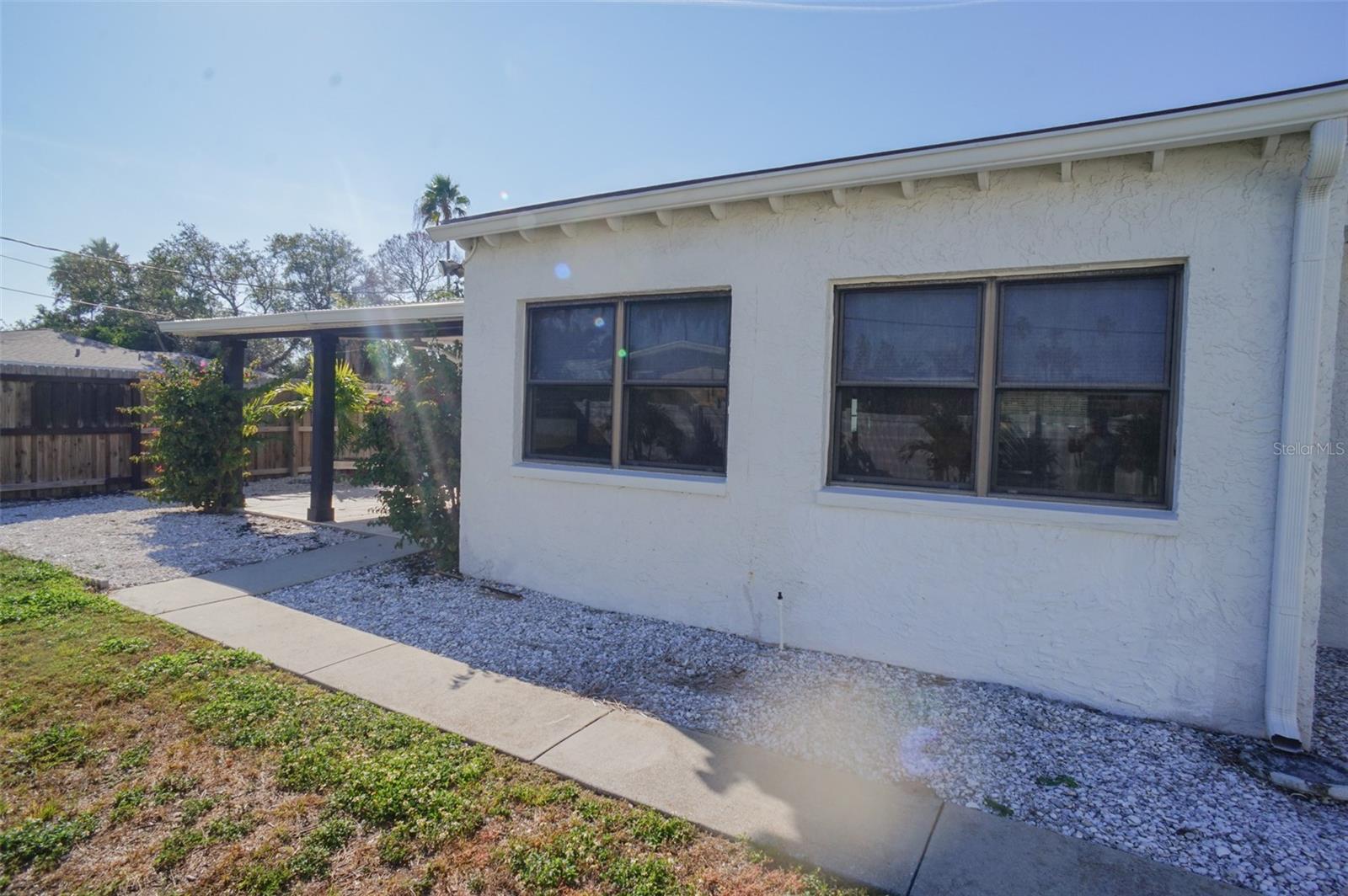 929 Lantana Ave Property Photo 36