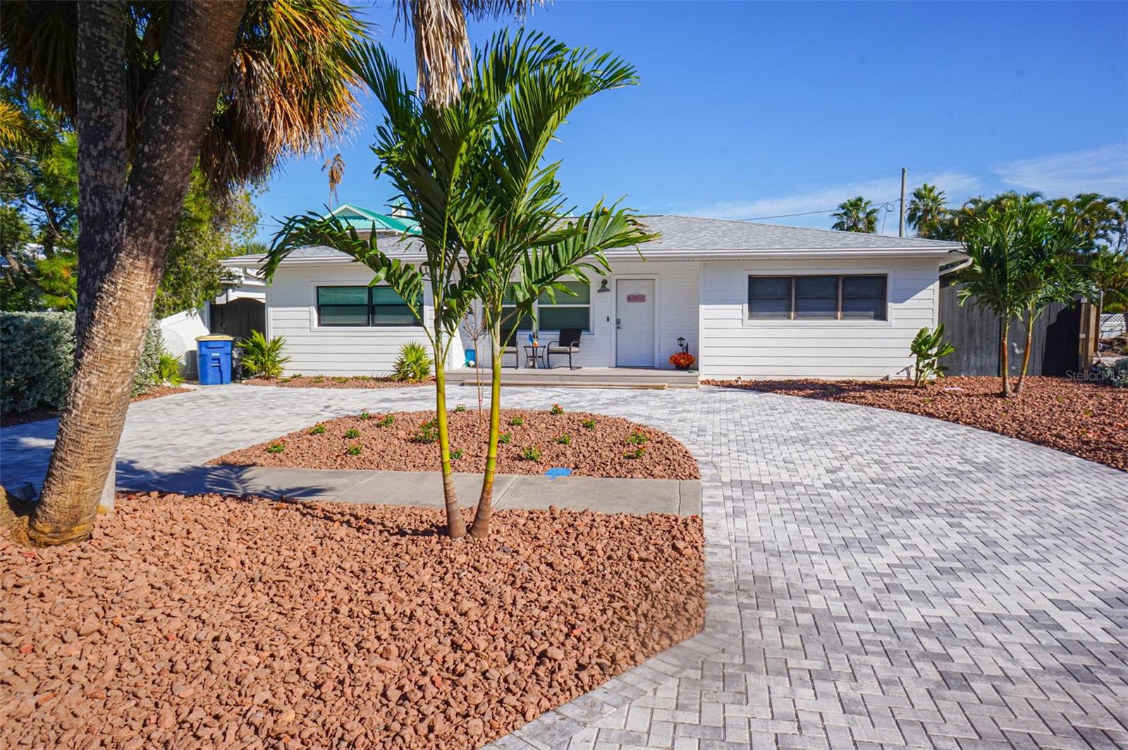 929 Lantana Ave Property Photo 43
