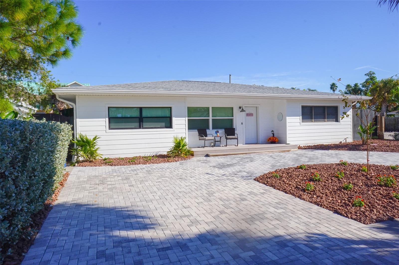 929 Lantana Ave Property Photo 44