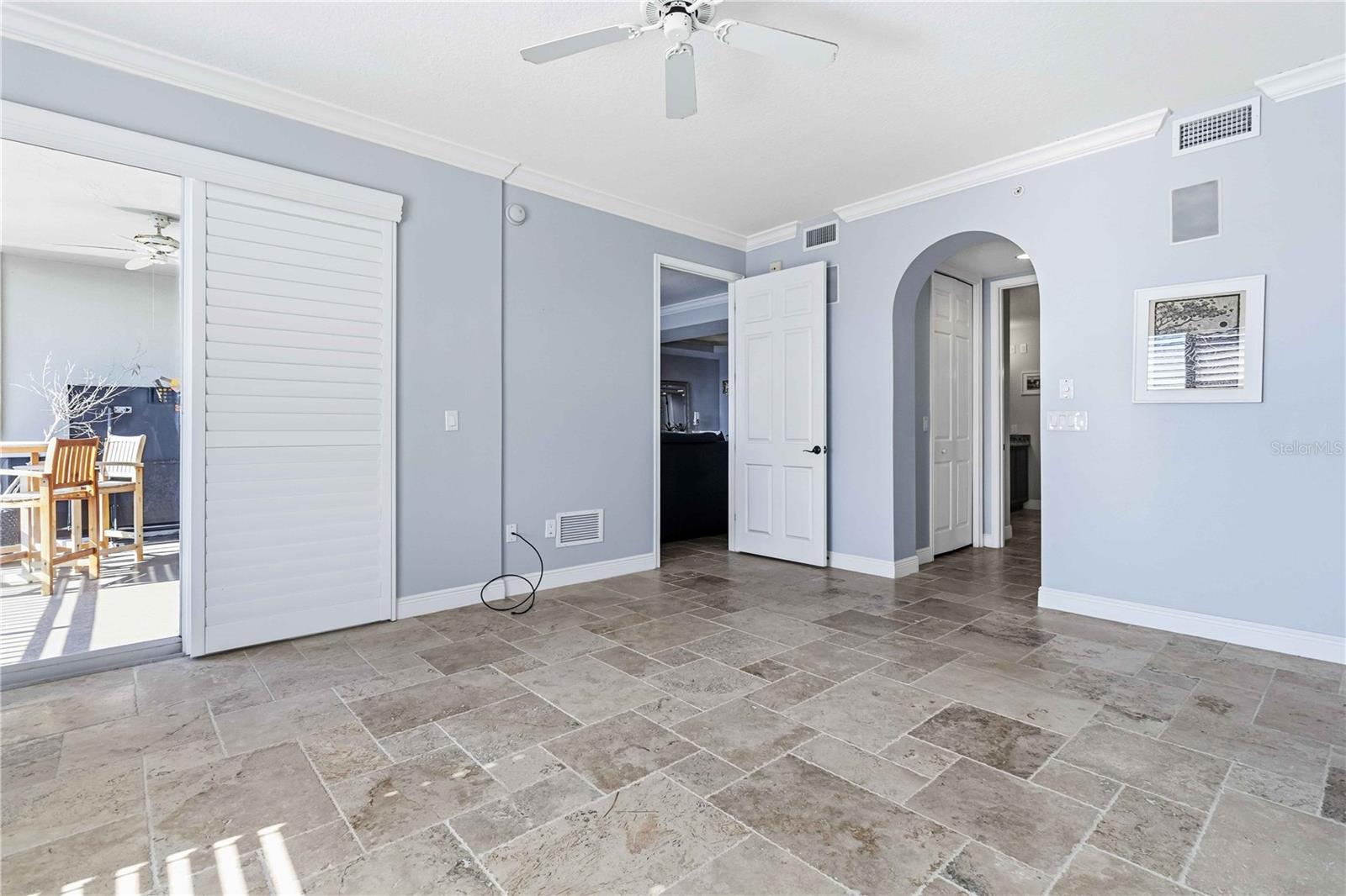 4125 W End Rd #306 Property Photo 17