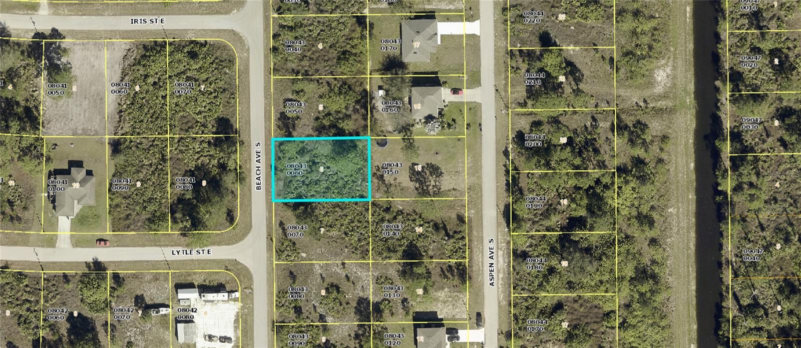 551 Beach Ave S Property Photo 1