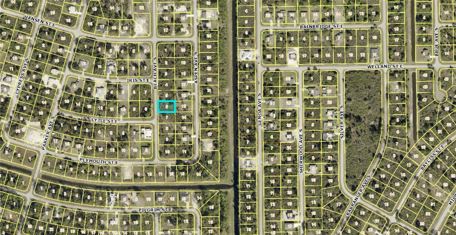 551 Beach Ave S Property Photo 2