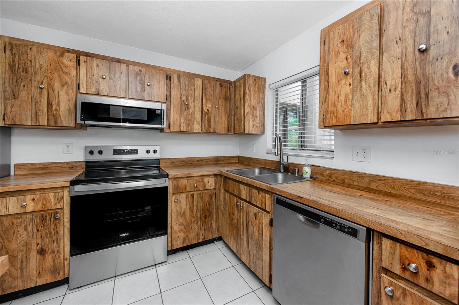 2909 Lichen Ln #a Property Photo 15