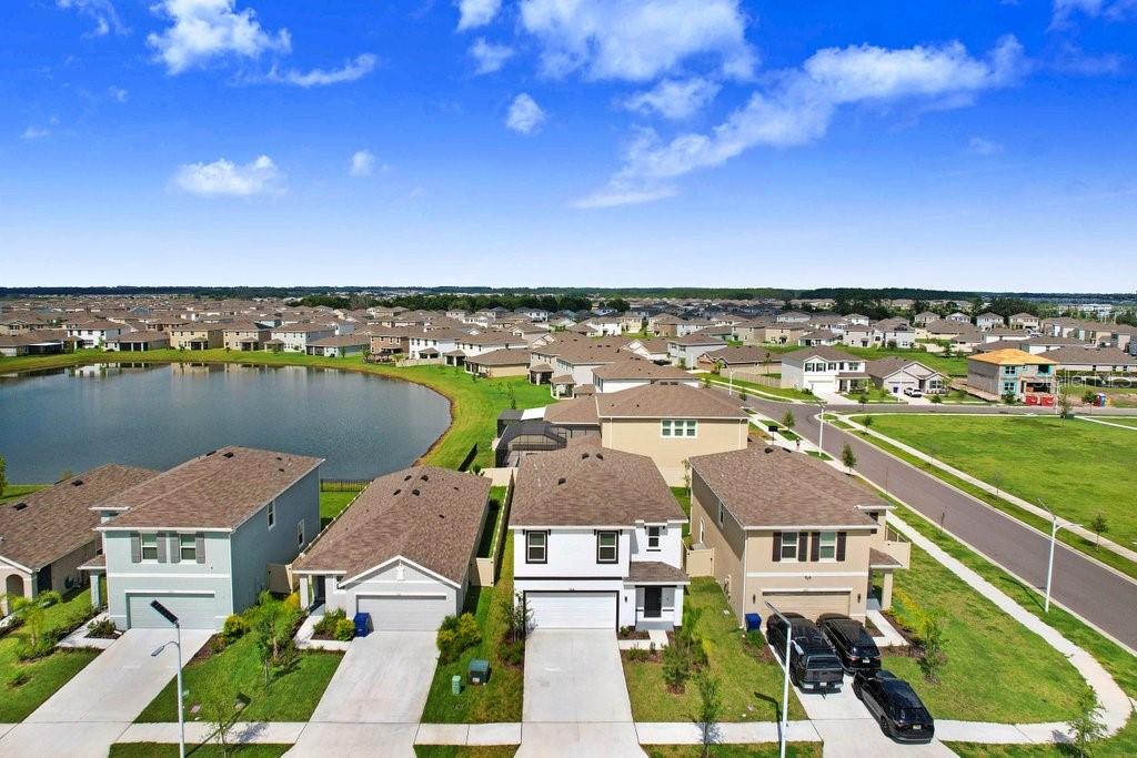 9319 Forge Breeze Loop Property Photo 4