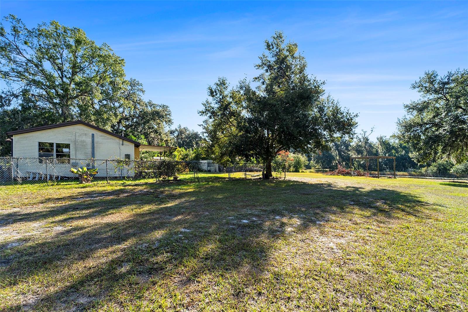 2215 Wallace Rd Property Photo 4