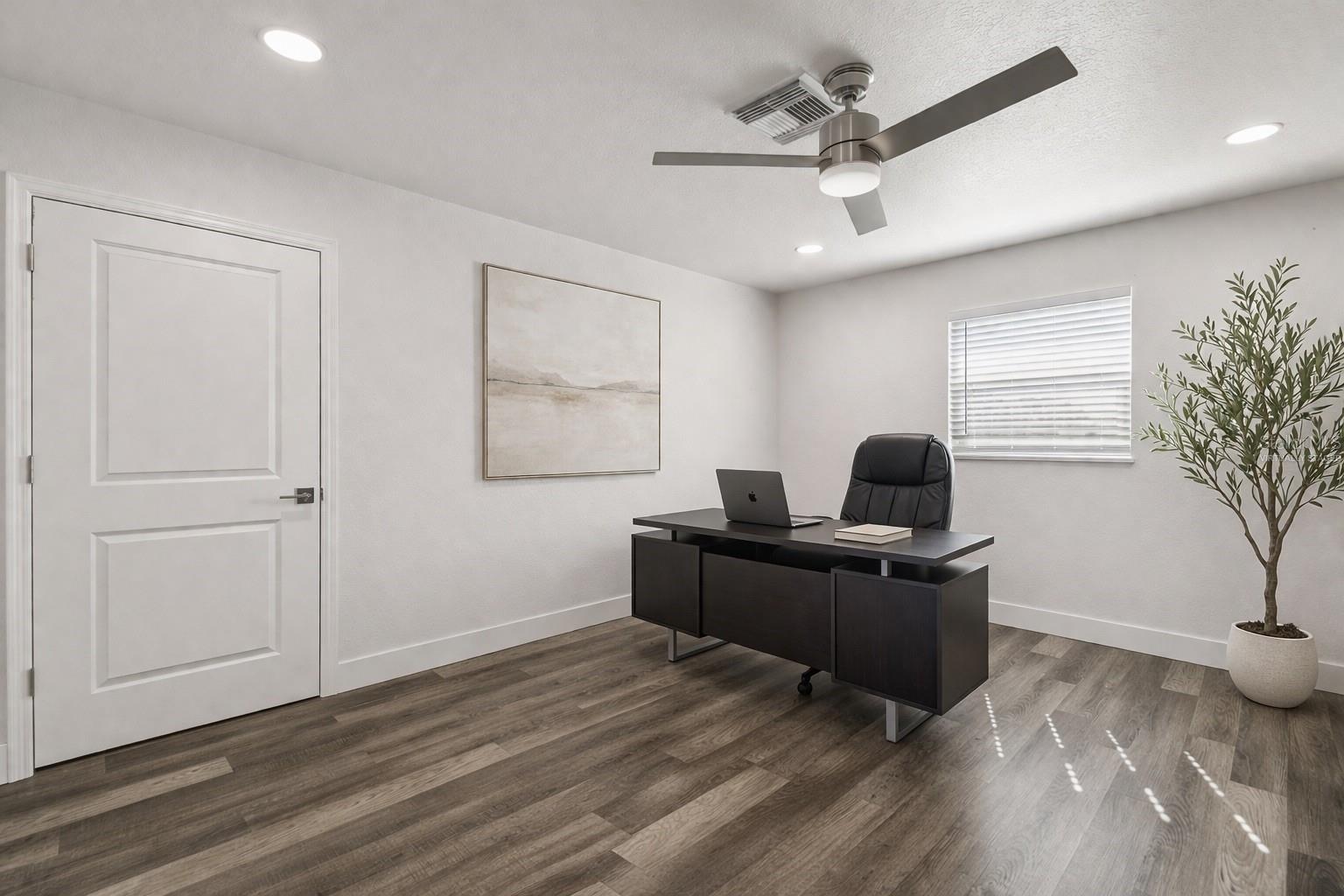 6010 Wall St Property Photo 25