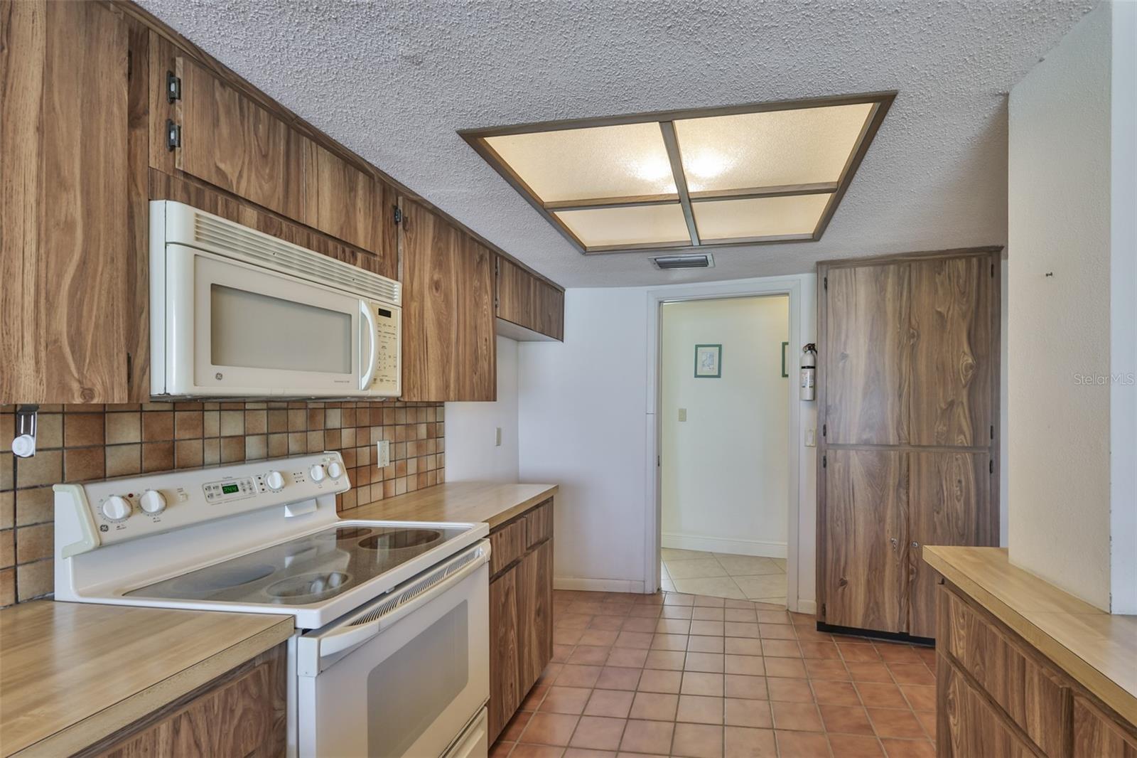 410 Harbor Dr N Property Photo 33