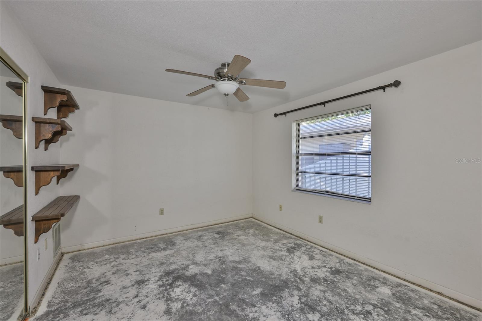 410 Harbor Dr N Property Photo 36