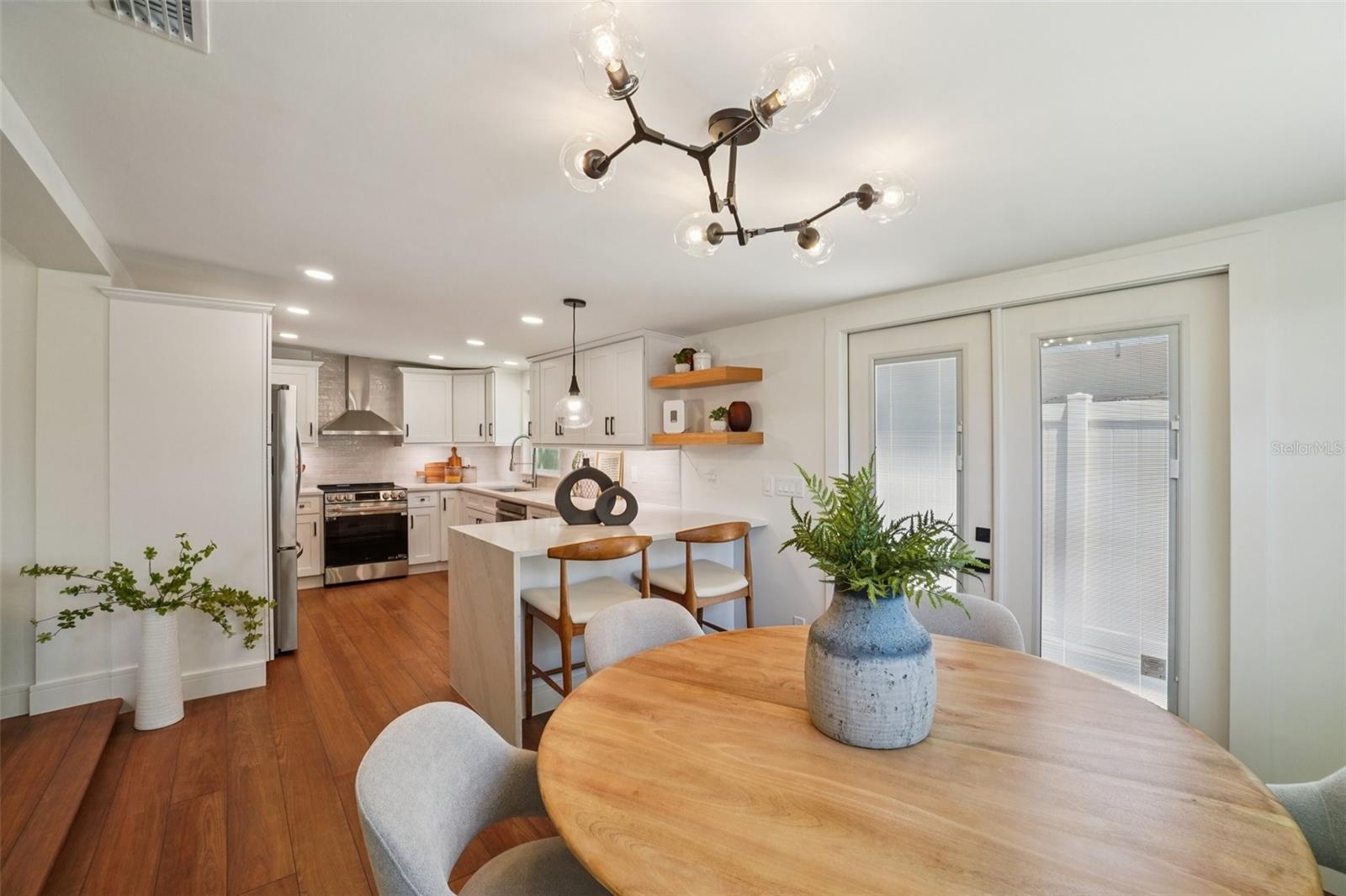 3123 W La Salle St Property Photo 14