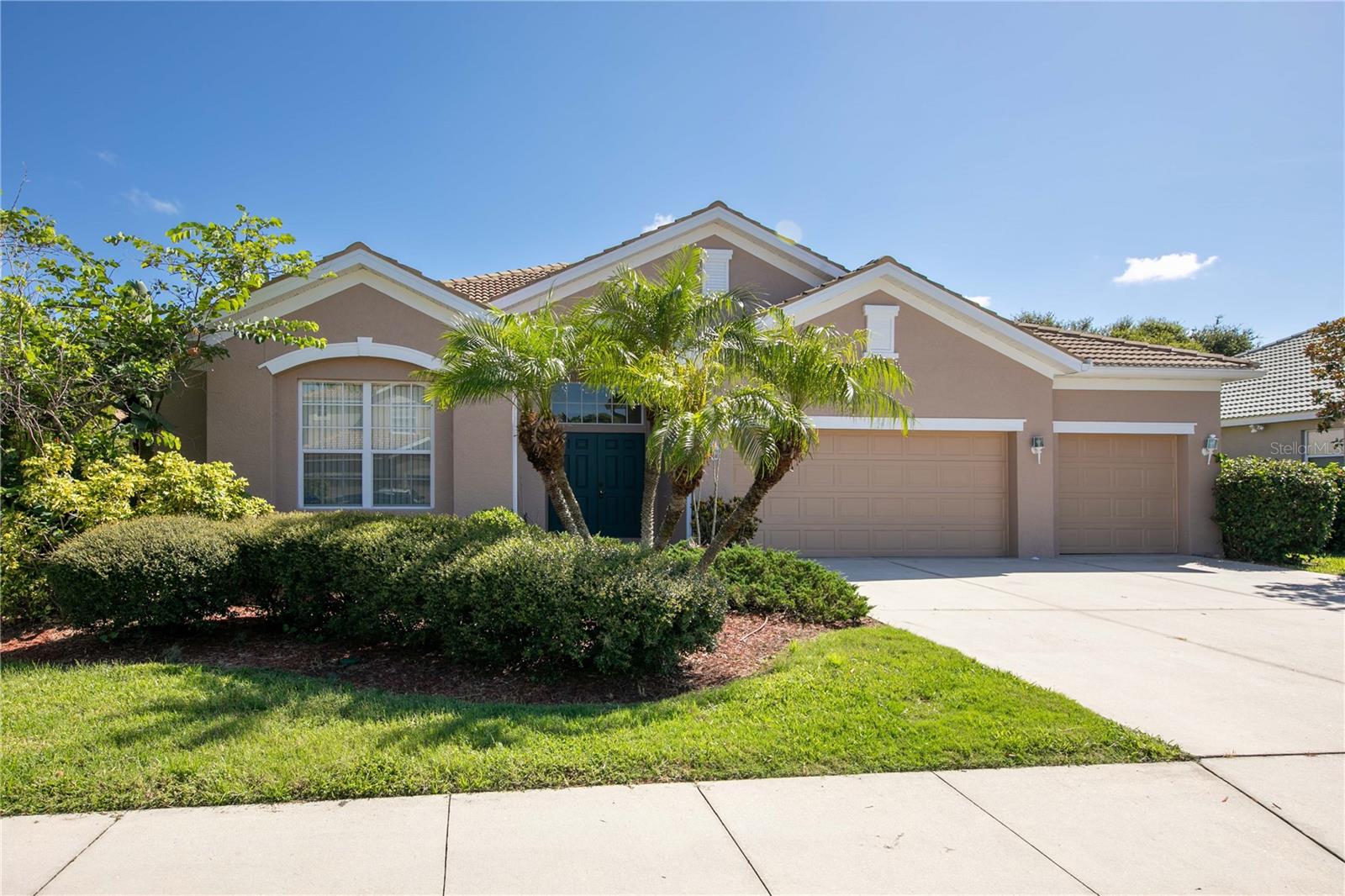1679 PINYON PINE DR Property Photo 1