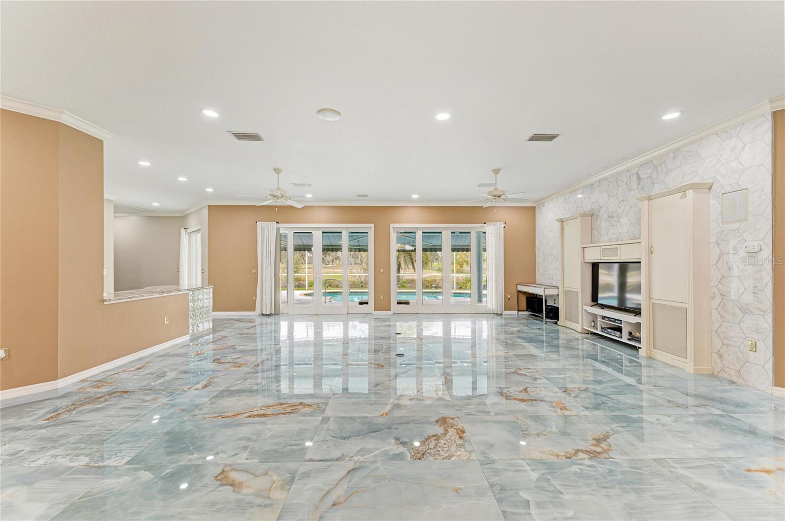 4540 Kipling Cir Property Photo 18