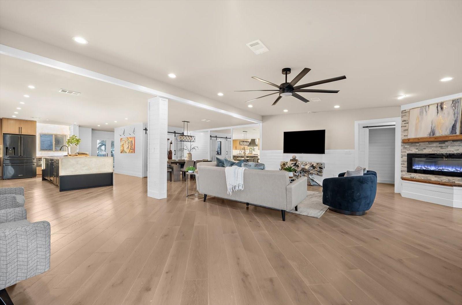 330 Leeward Is Property Photo 7
