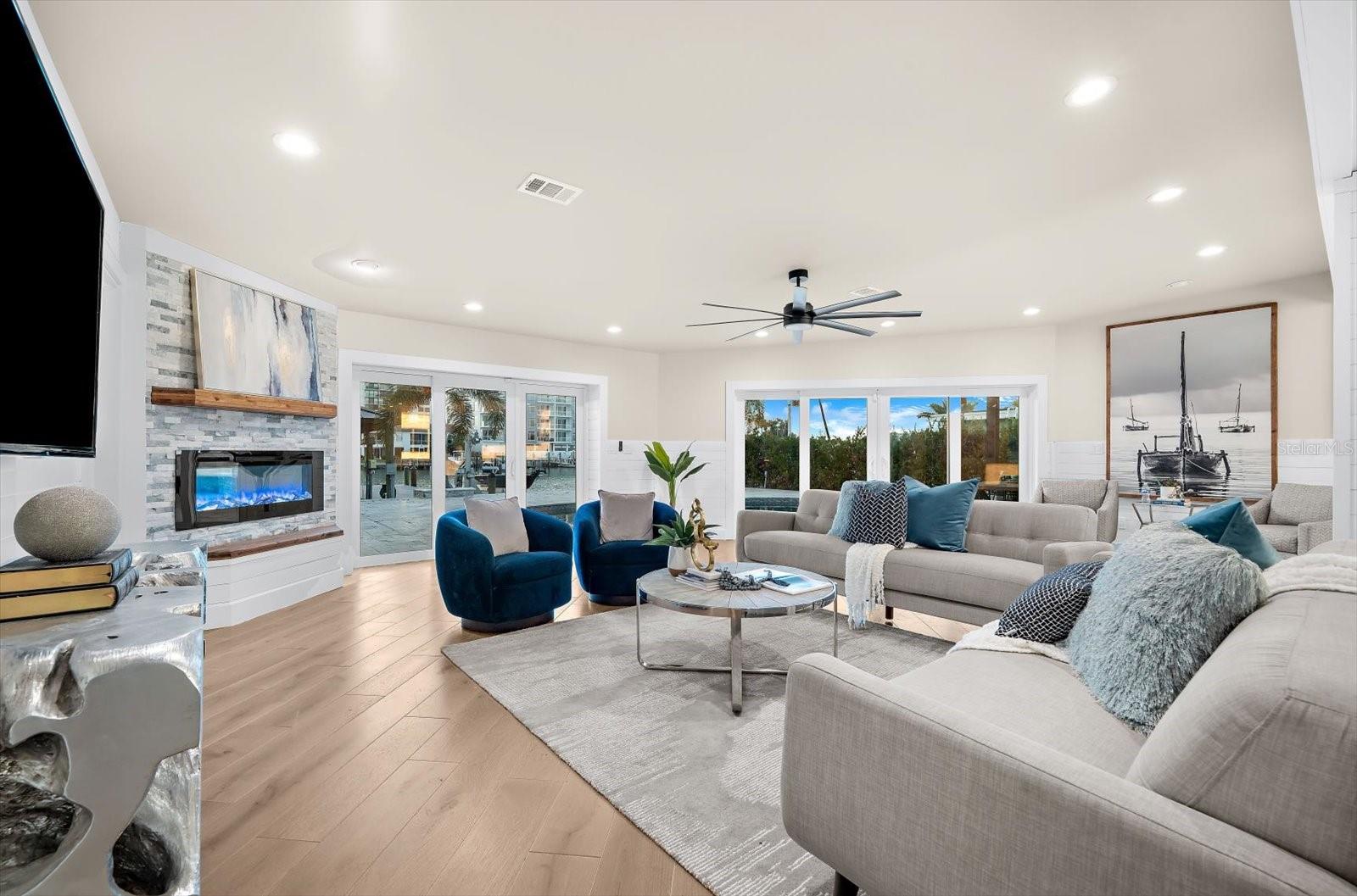 330 Leeward Is Property Photo 9