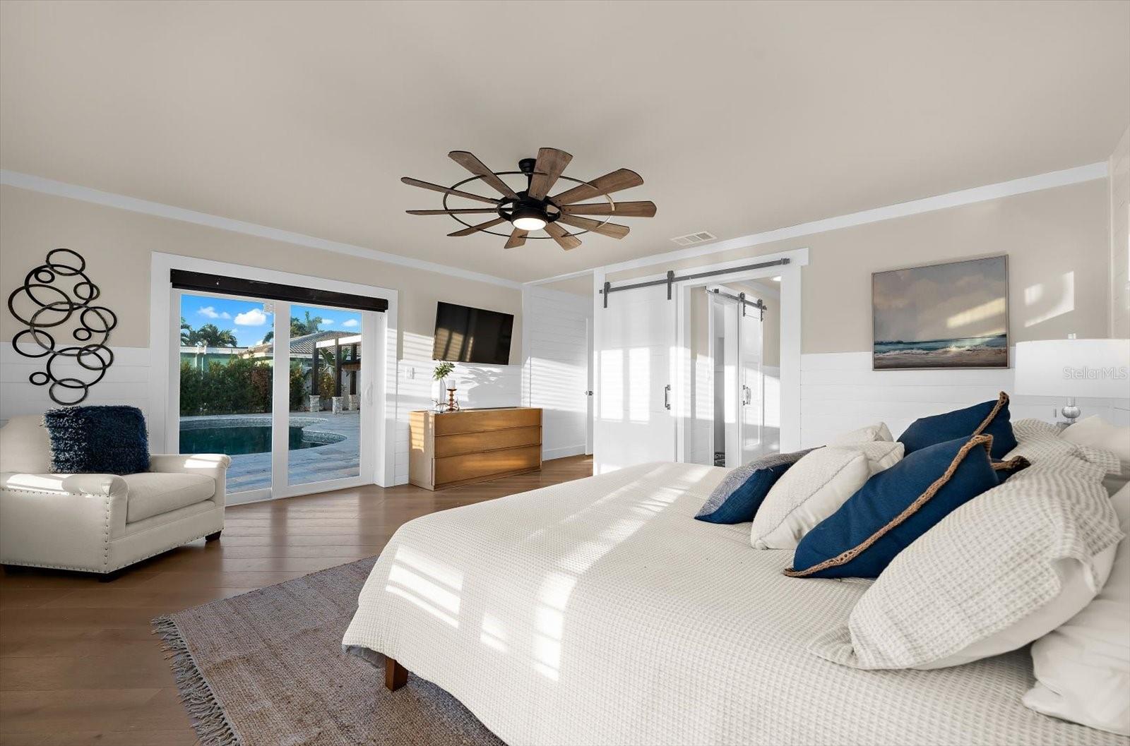 330 Leeward Is Property Photo 29