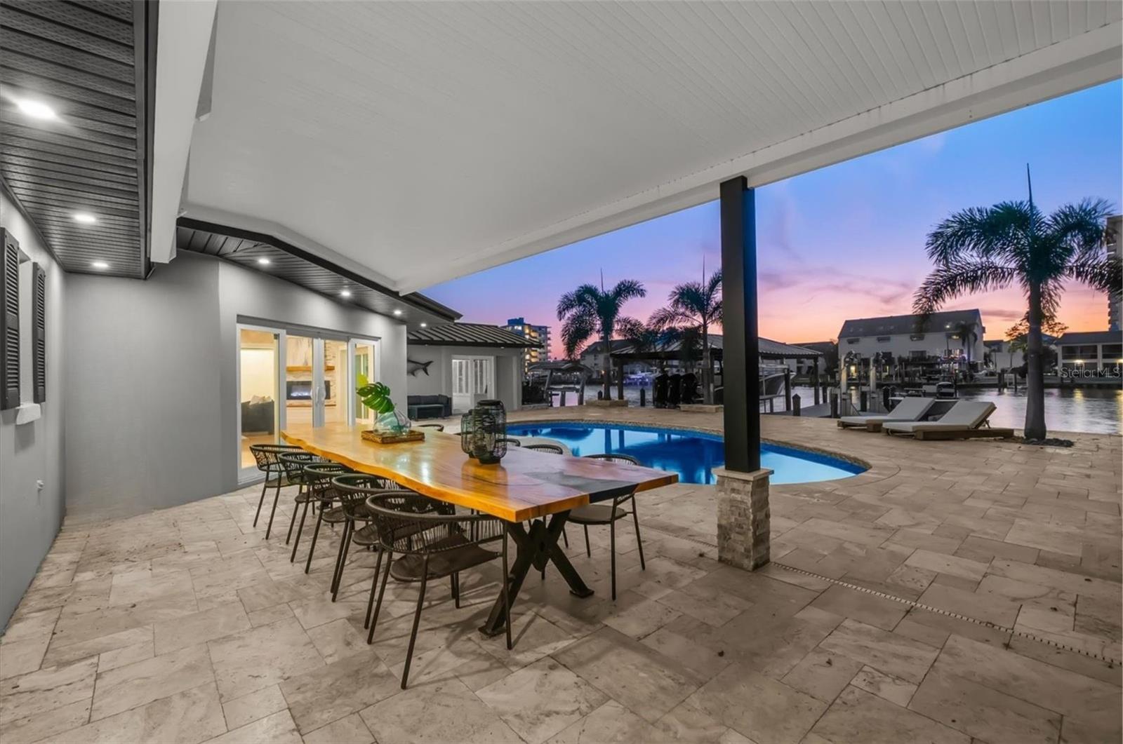 330 Leeward Is Property Photo 43