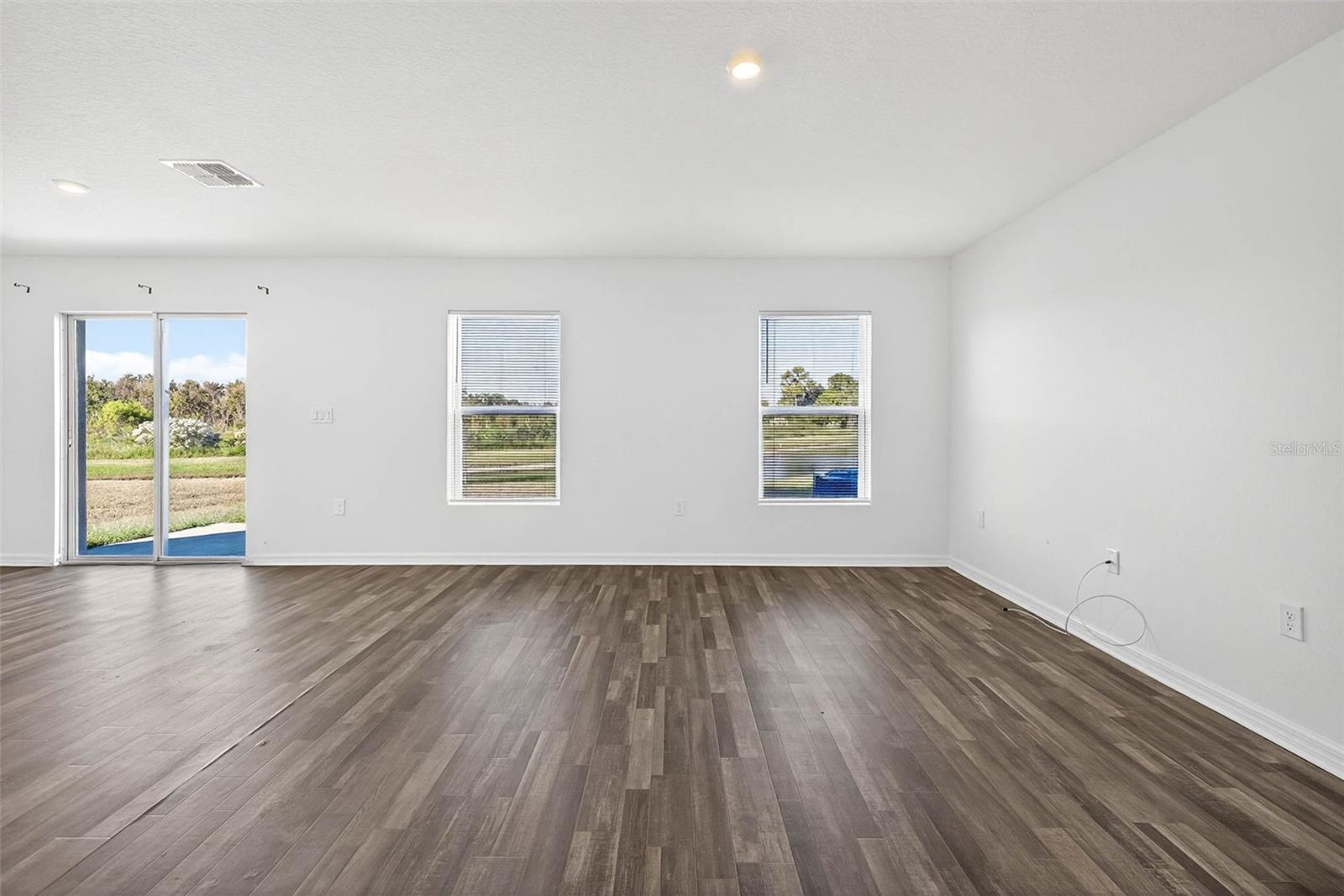 1753 Eagle Hammock Blvd Property Photo 9