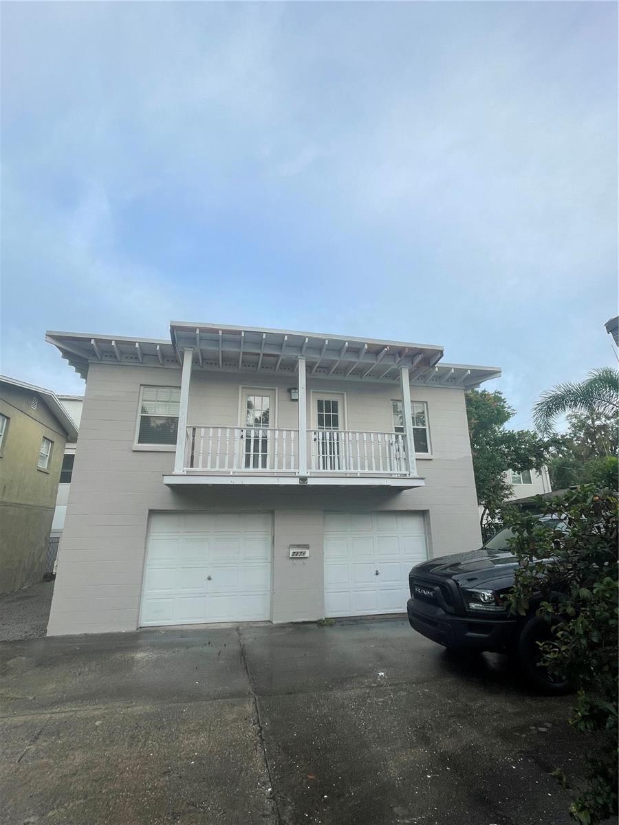 727 1/2 EDGEWATER DR Property Photo 1