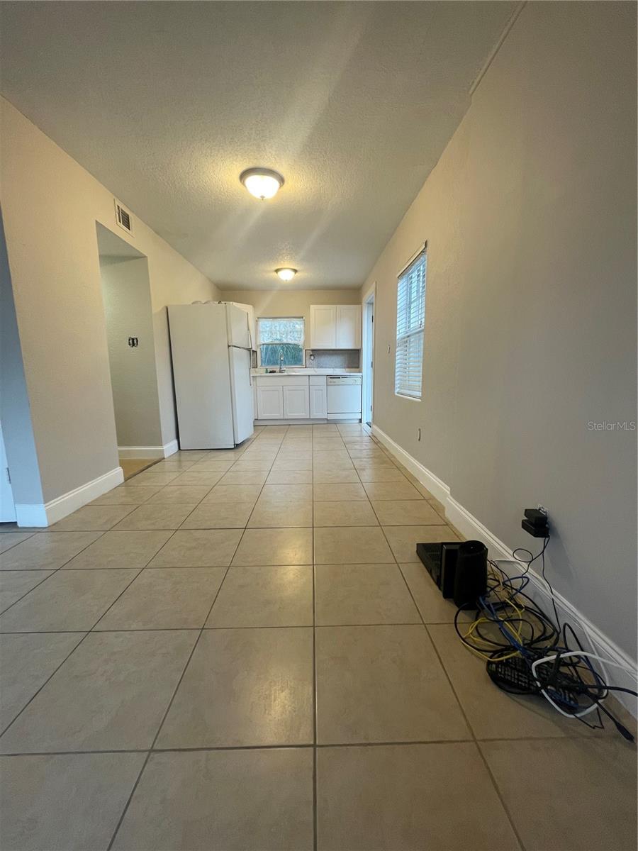 727 1/2 Edgewater Dr Property Photo 14