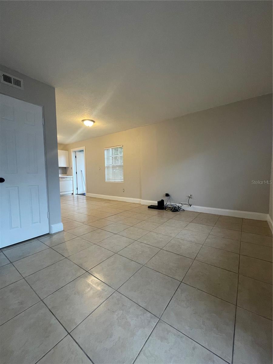727 1/2 Edgewater Dr Property Photo 21