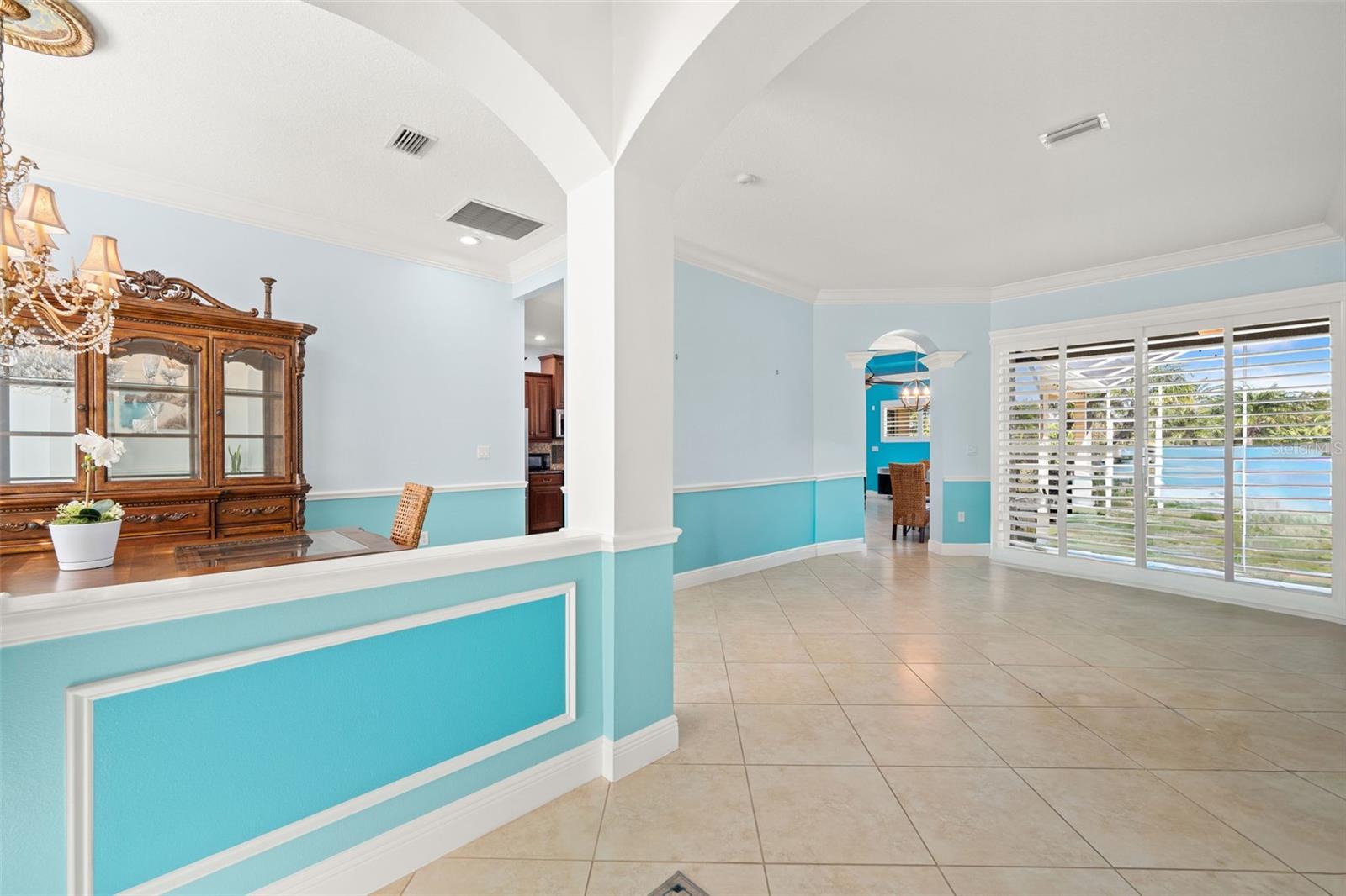6882 Tailfeather Way Property Photo 6