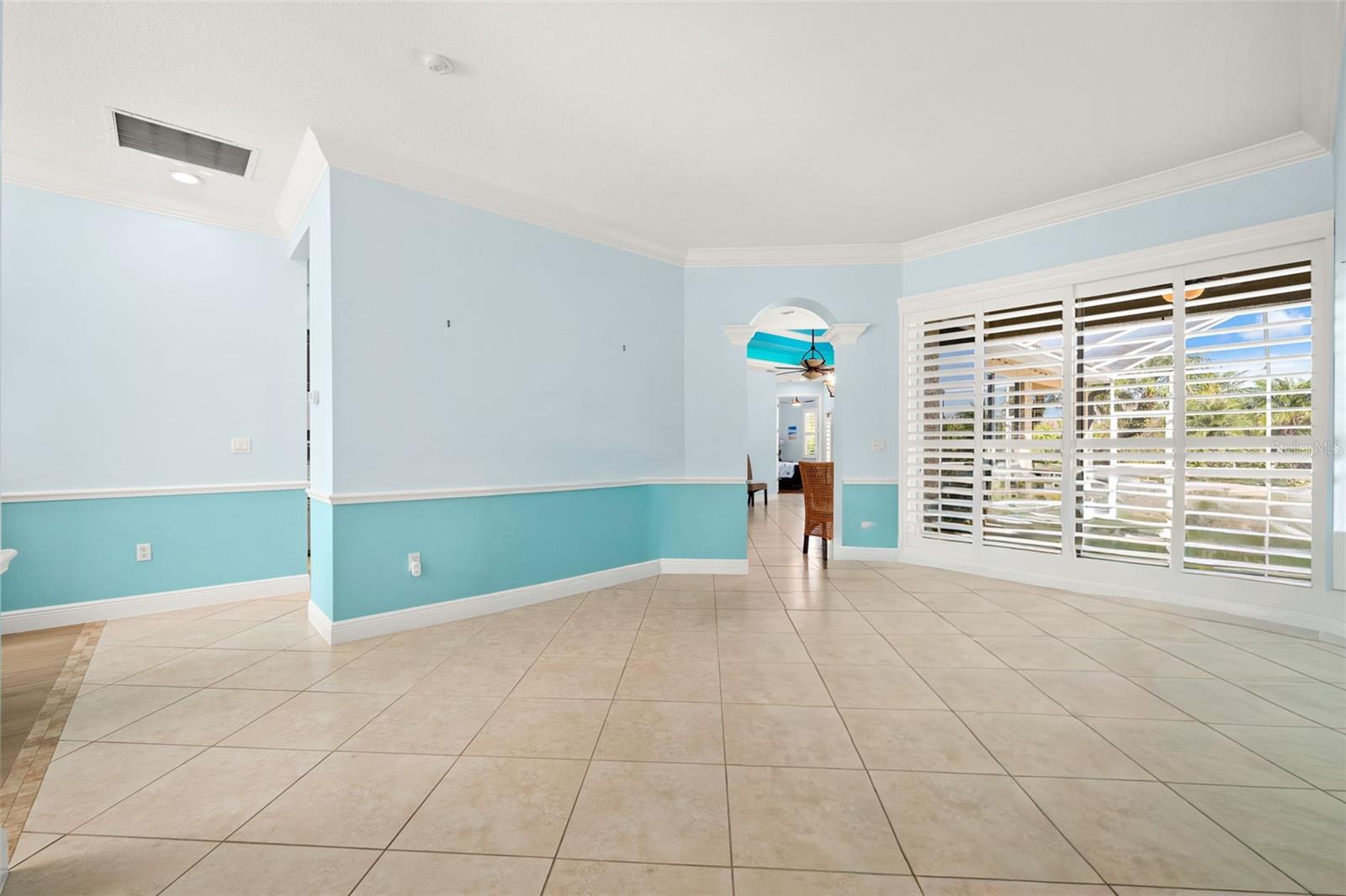6882 Tailfeather Way Property Photo 7