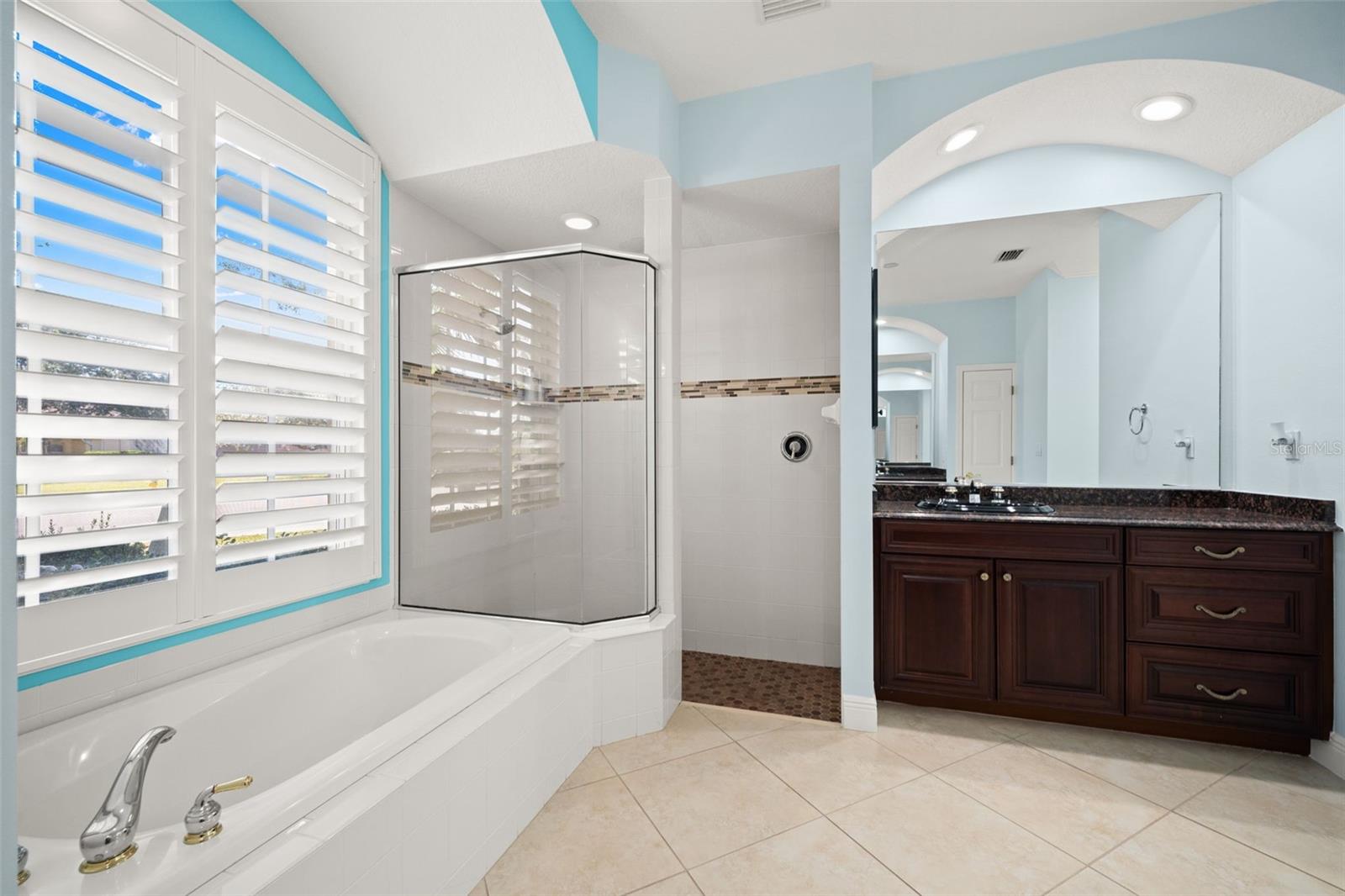 6882 Tailfeather Way Property Photo 31