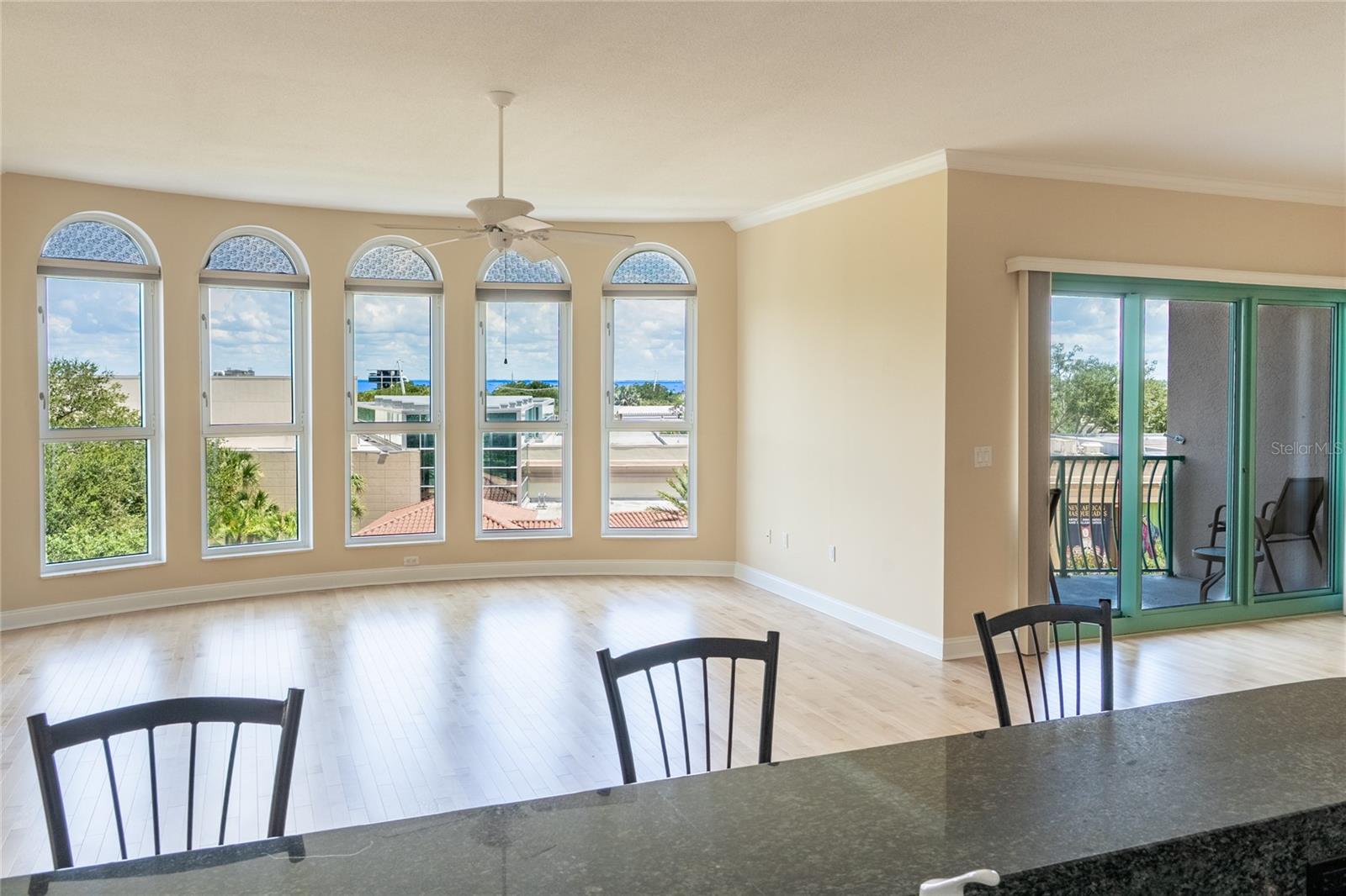 288 Beach Dr Ne #4b Property Photo 18