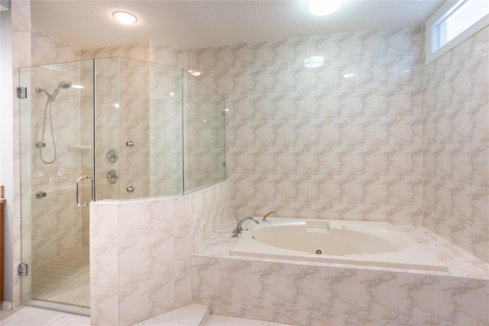 288 Beach Dr Ne #4b Property Photo 50