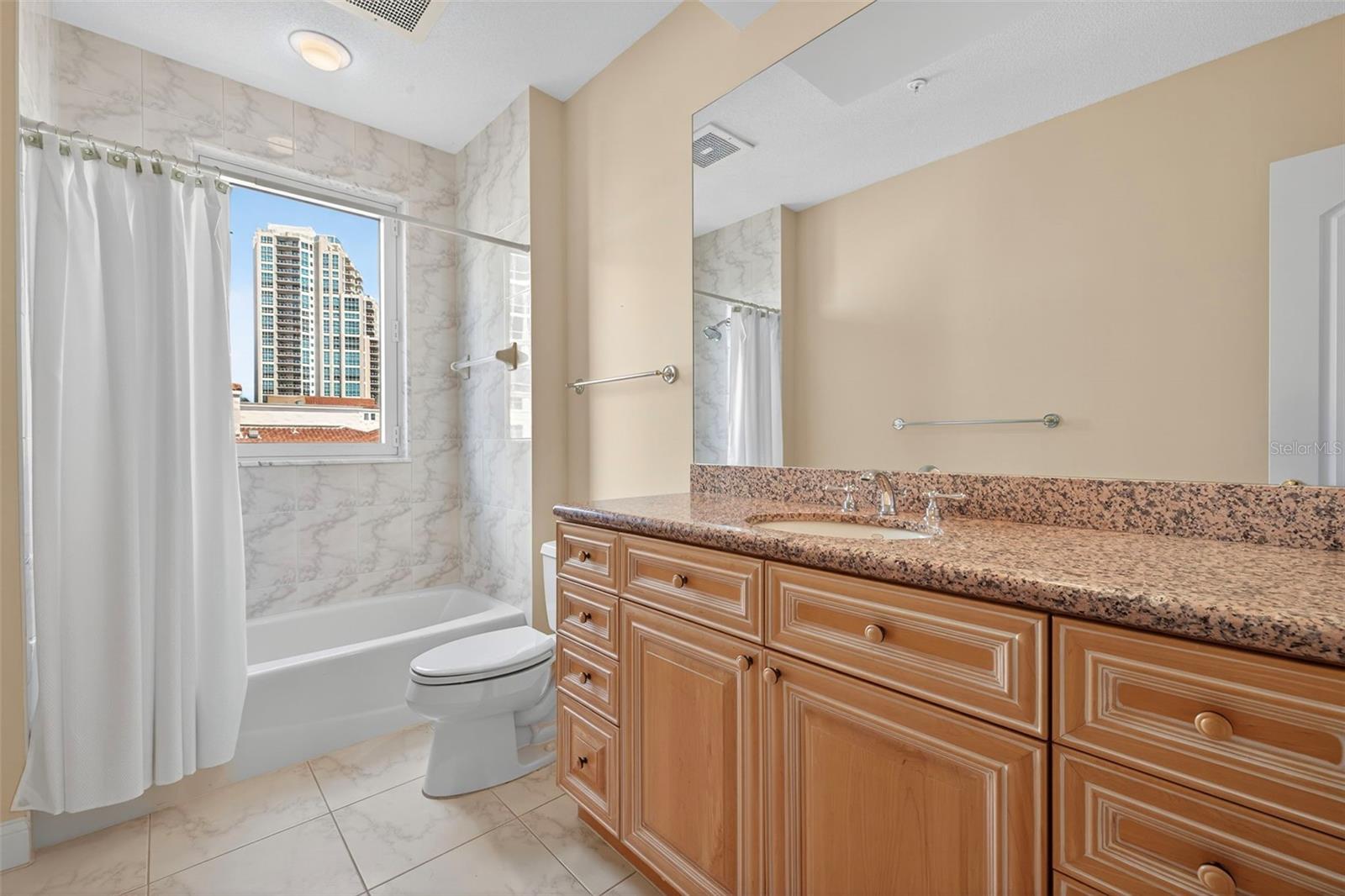 288 Beach Dr Ne #4b Property Photo 53