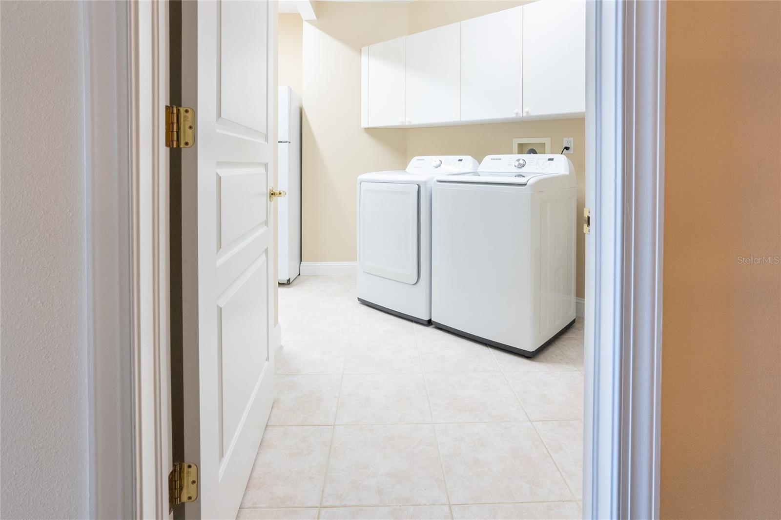 288 Beach Dr Ne #4b Property Photo 56