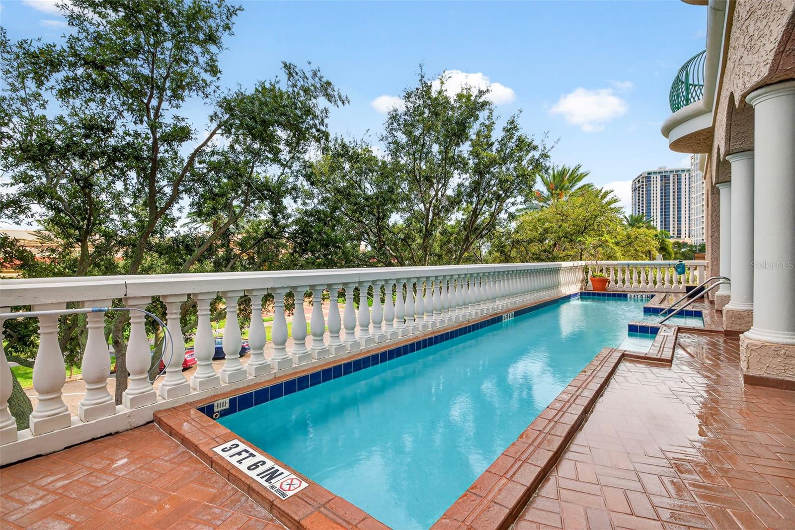 288 Beach Dr Ne #4b Property Photo 65