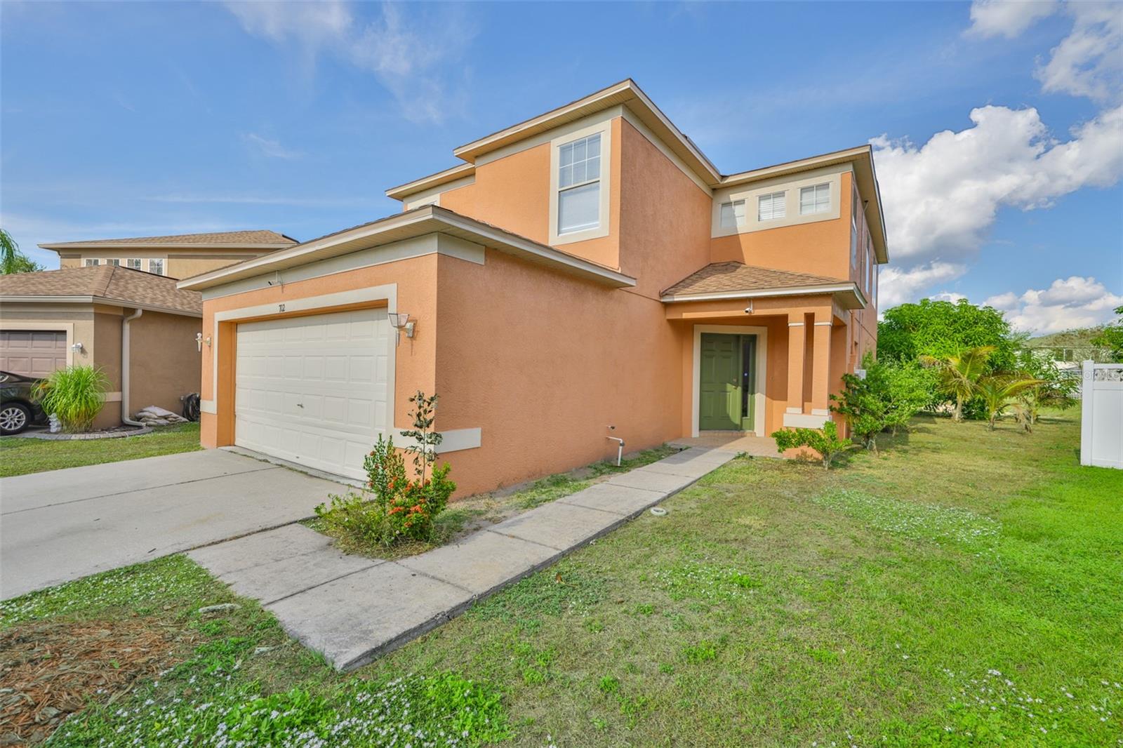 702 Cristelle Jean Dr Property Photo 3