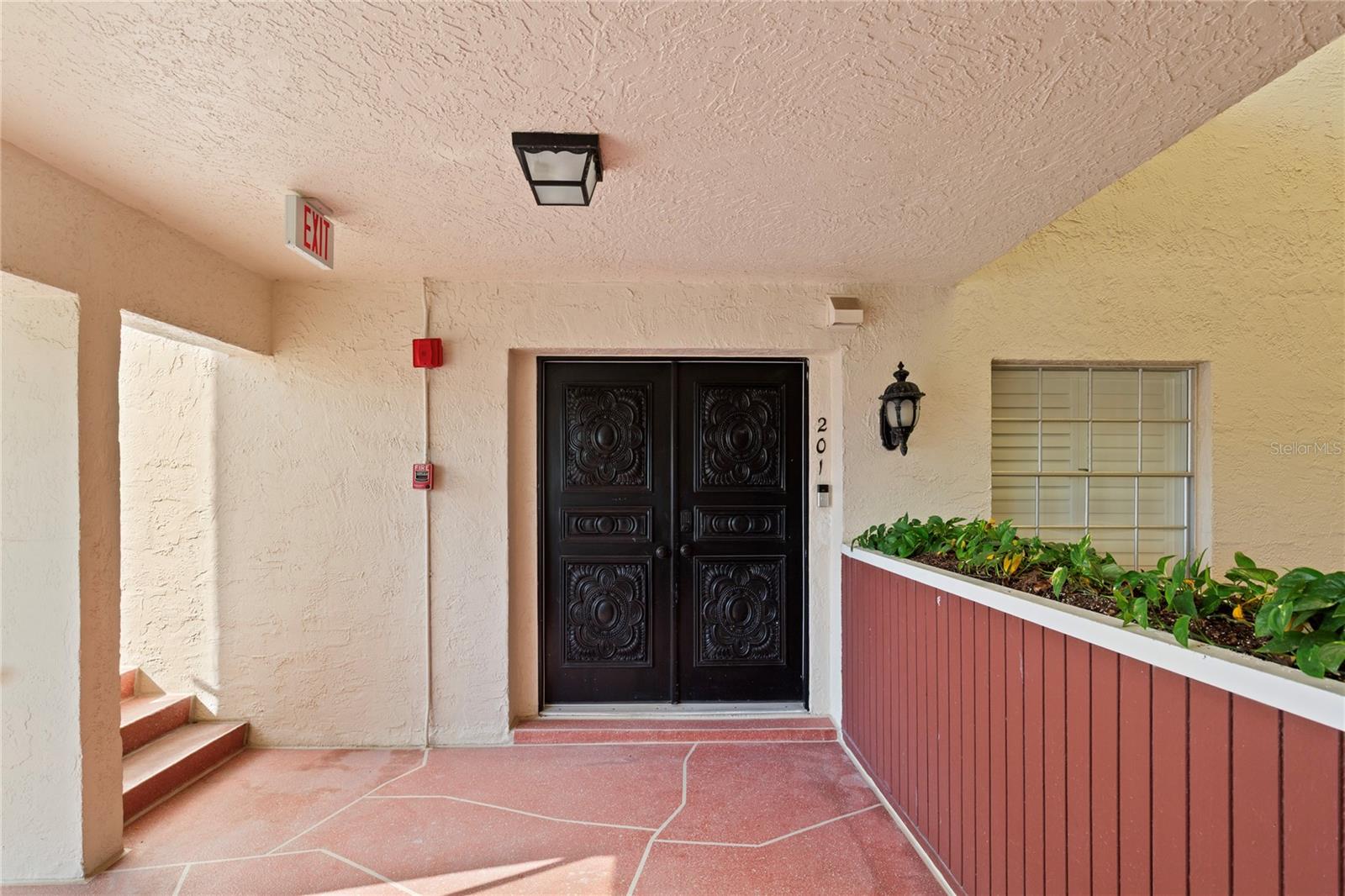 2900 Gulf Blvd #201 Property Photo 2