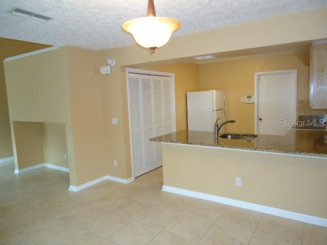 4012 Circlewood Ct Property Photo 3