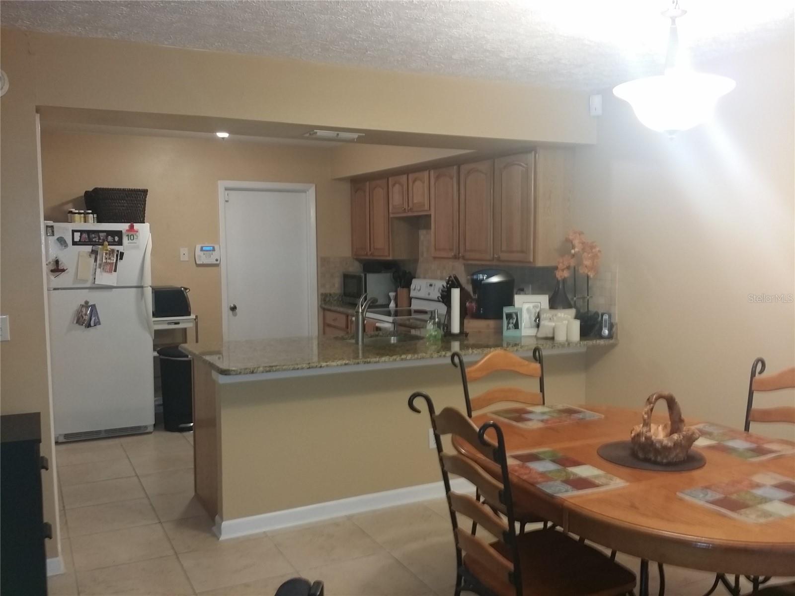 4012 Circlewood Ct Property Photo 9