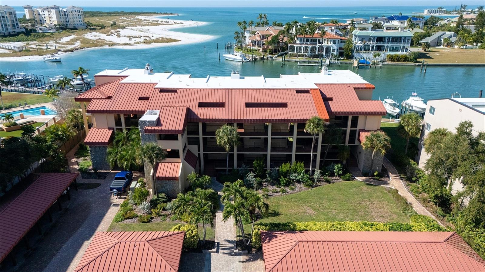 1060 Pinellas Bayway S #106 Property Photo 3