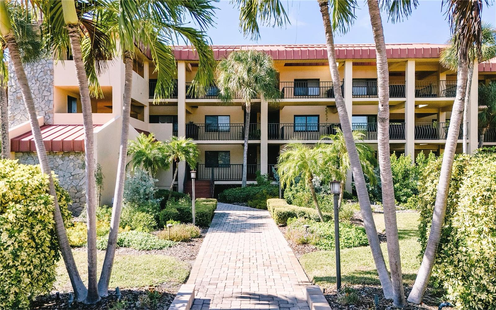 1060 Pinellas Bayway S #106 Property Photo 6