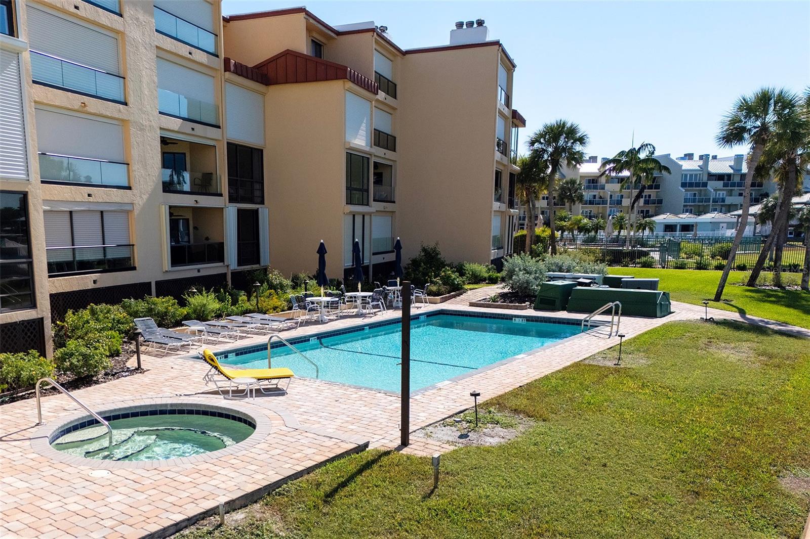 1060 Pinellas Bayway S #106 Property Photo 44