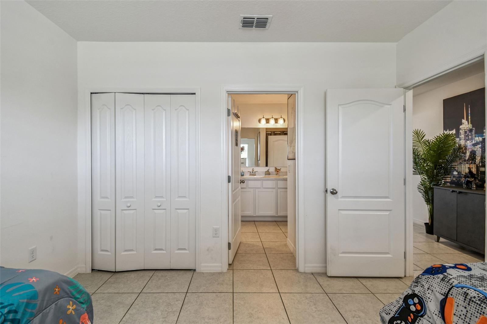 518 Ingleside Ln Property Photo 21