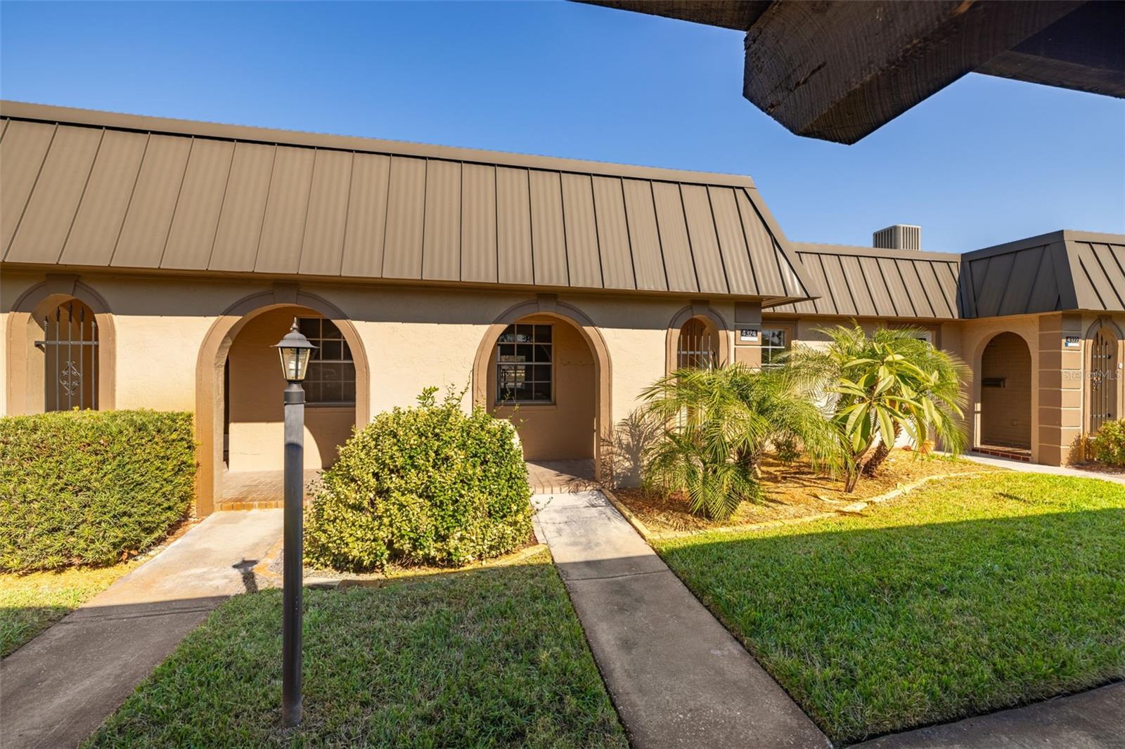 4324 SUMMERSUN DR Property Photo 1