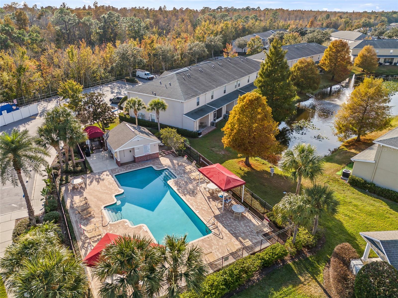 16302 Swan View Cir Property Photo 37