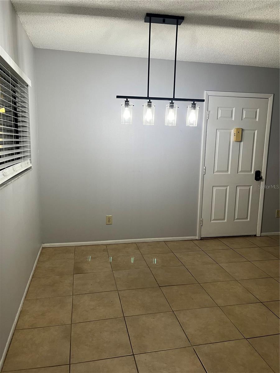 3300 Fox Chase Cir N #226 Property Photo 2