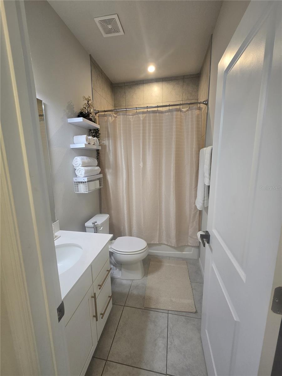 8052 Greenway Ave Property Photo 68