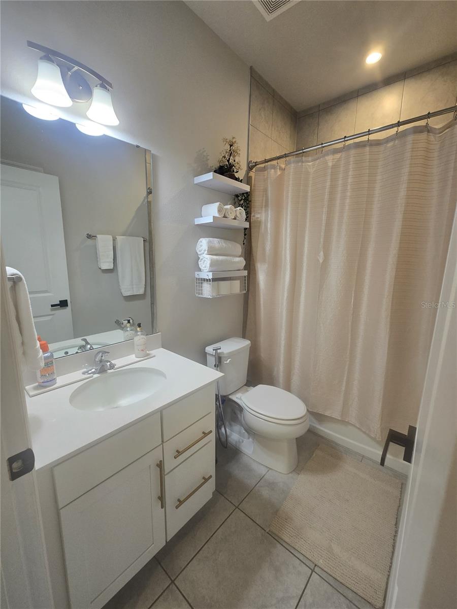 8052 Greenway Ave Property Photo 69
