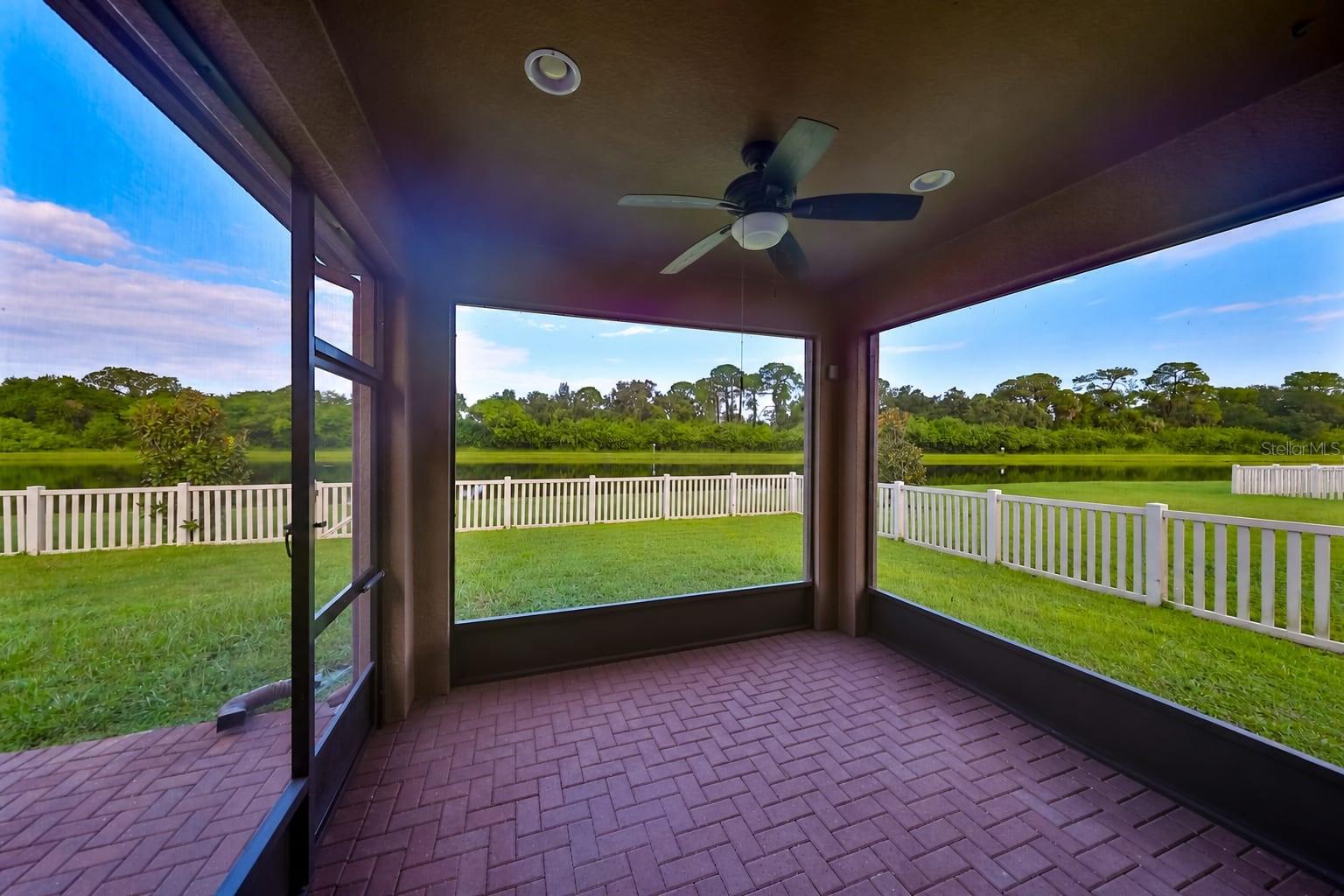 1606 Cabbage Key Dr Property Photo 2