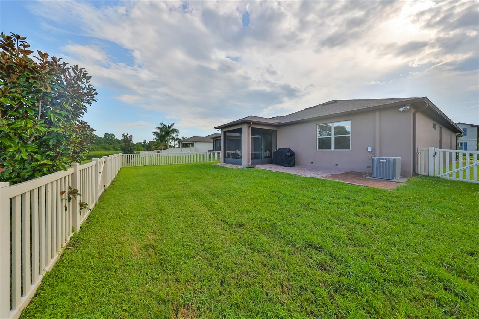 1606 Cabbage Key Dr Property Photo 24