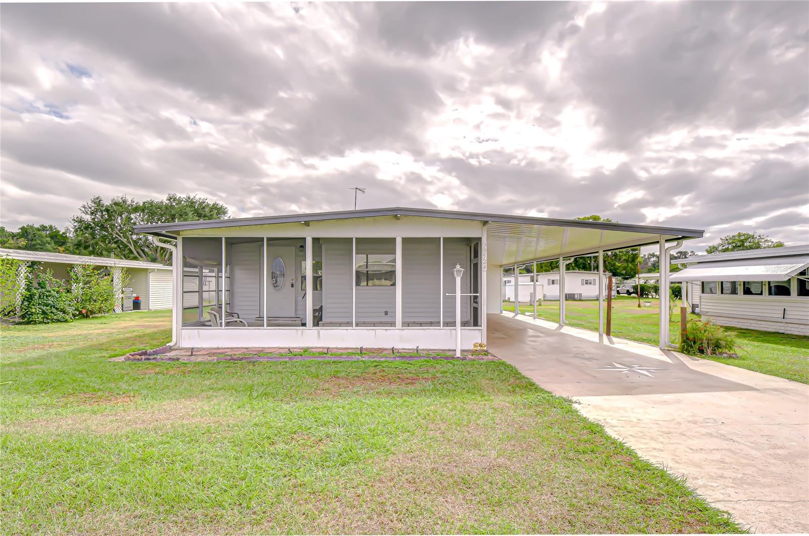 39524 DUNDEE RD Property Photo 1