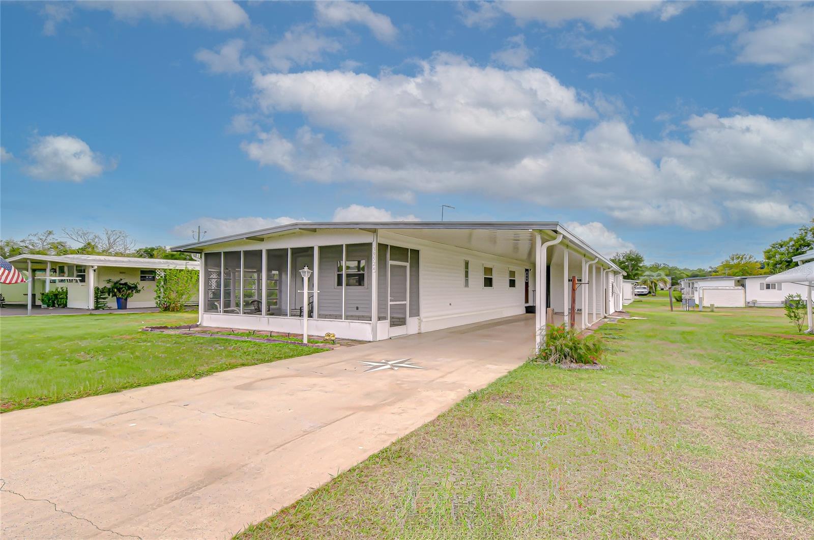 39524 Dundee Rd Property Photo 2