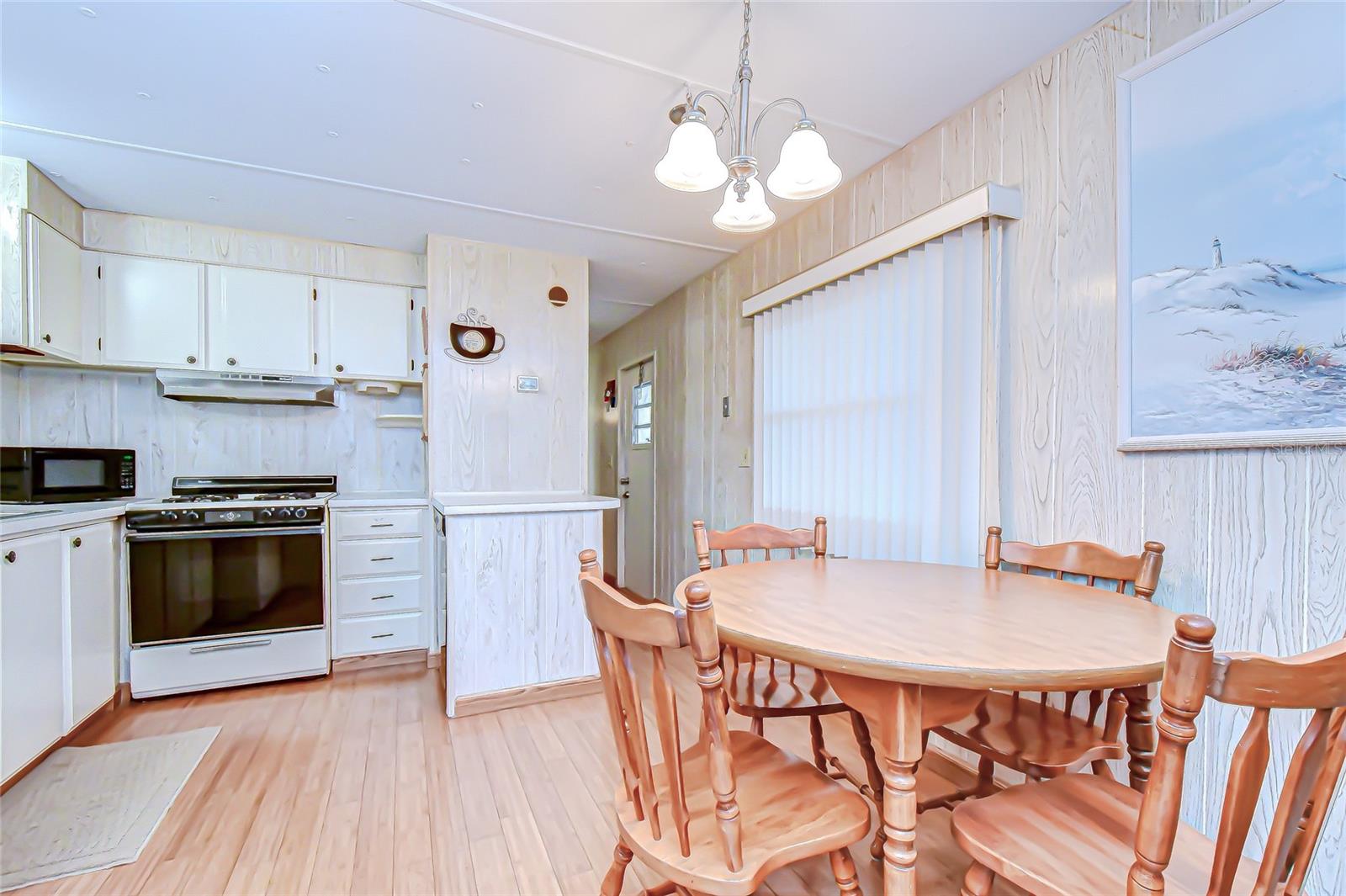39524 Dundee Rd Property Photo 21
